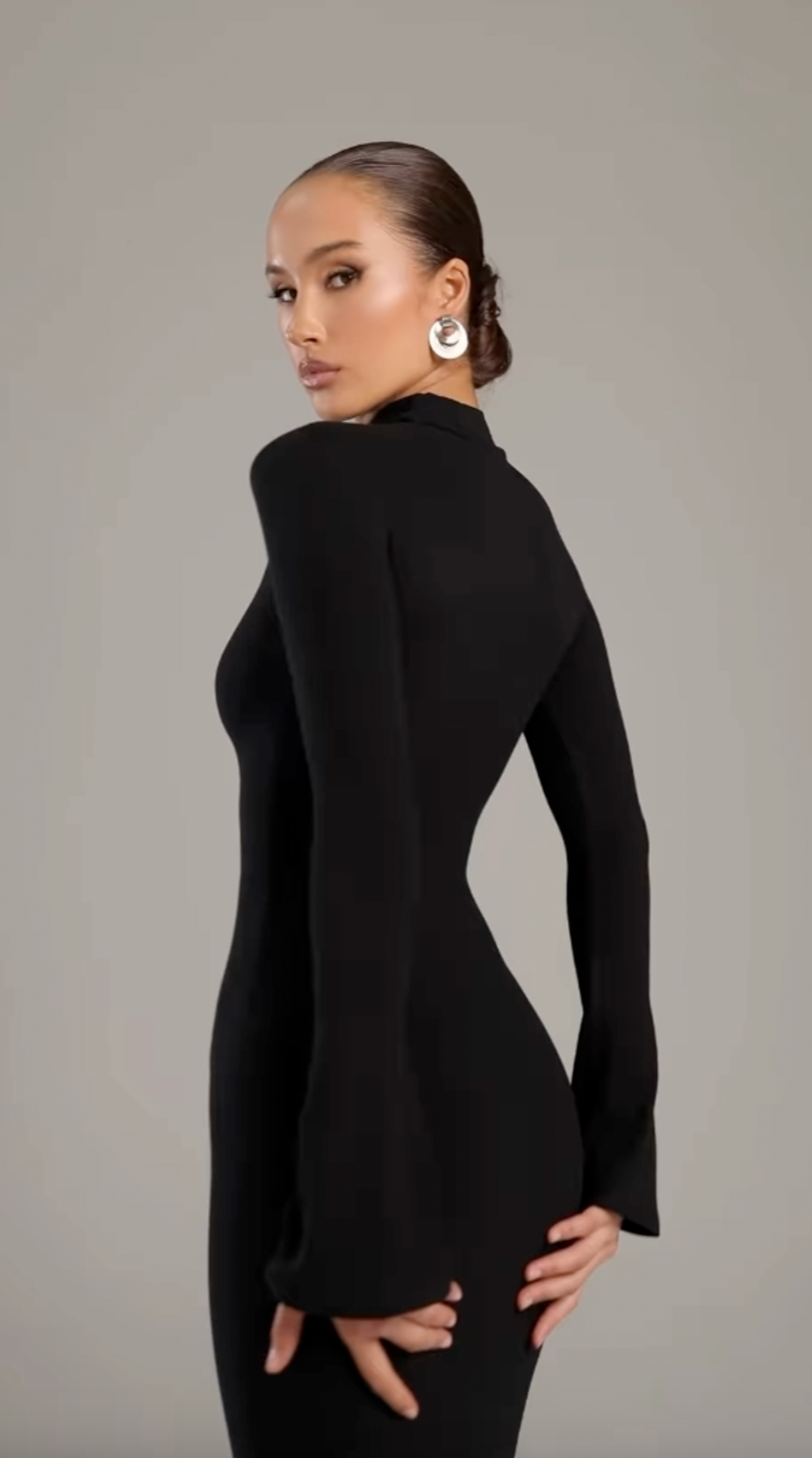 Noire™|Turtleneck Maxi Dress